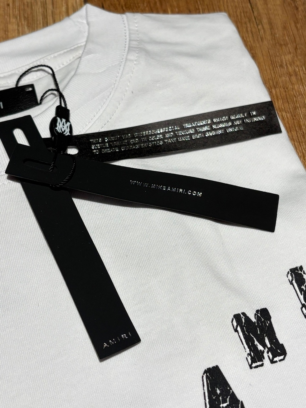 Amiri Mens White Tee Shirt with Black Logo Brand New - Picture 10 of 11